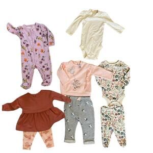 Baby Girl 6 Months Bundle 8pc Disney & Carters Minnie Mouse & Floral Outfits